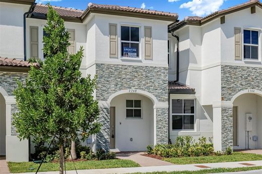 تاون هاوس ﻓﻲ Homestead, Miami-Dade County