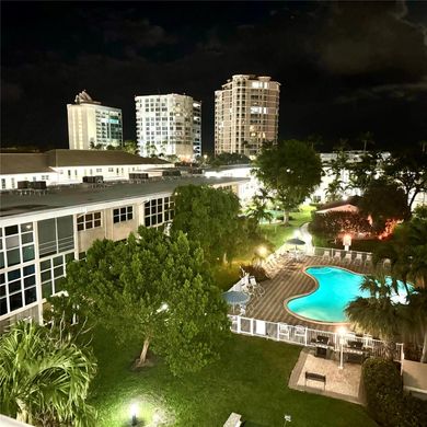 Residential complexes in Pompano Beach, Broward County