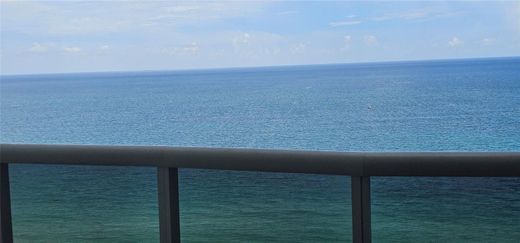 Residential complexes in Sunny Isles Beach, Miami-Dade