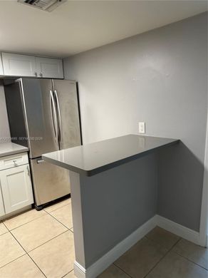 Complexes résidentiels à Coral Gables, Comté de Miami-Dade
