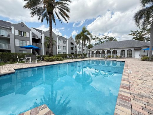 Wohnkomplexe in Pembroke Pines, Broward County