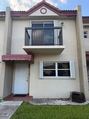 Αστικό ακίνητο σε Μαϊάμι, Miami-Dade County