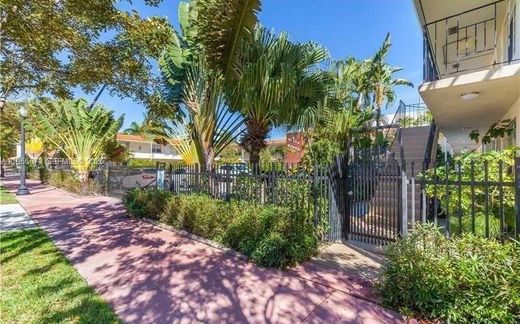 Edificio en Miami Beach, Miami-Dade County