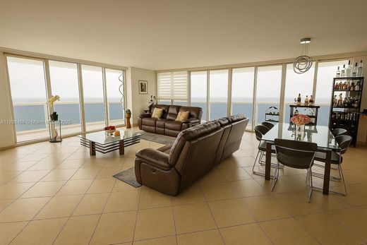 Жилой комплекс, Hallandale Beach, Broward County