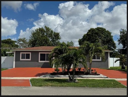 Villa - Miramar, Broward County