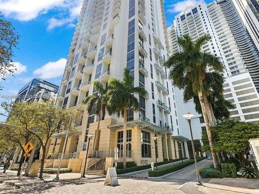 Complexes résidentiels à Miami, Comté de Miami-Dade