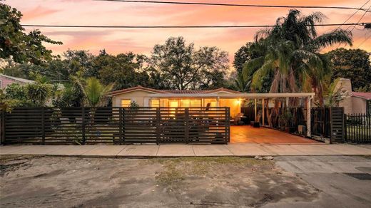 Villa in Miami Shores, Miami-Dade County