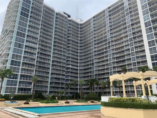 Kamienica w North Bay Village, Miami-Dade County