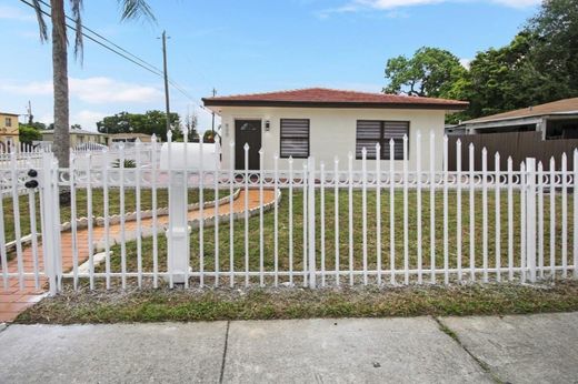Villa a Miami Shores, Miami-Dade County