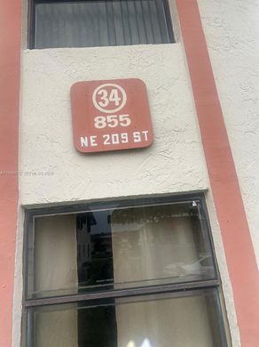 Жилой комплекс, Майами, Miami-Dade County