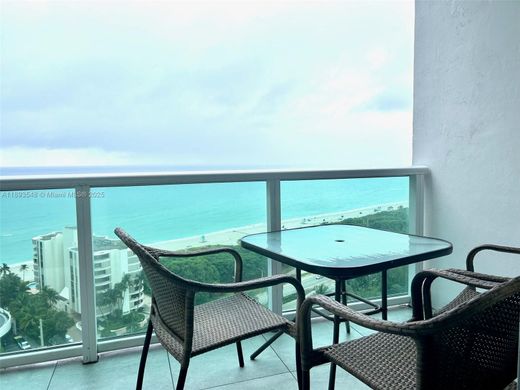 Complesso residenziale a Sunny Isles Beach, Miami-Dade County