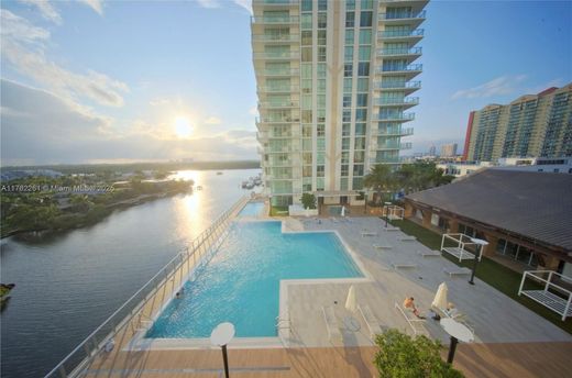 Жилой комплекс, Sunny Isles Beach, Miami-Dade County