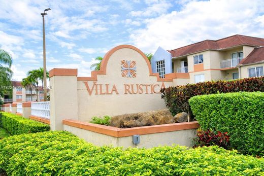 Residential complexes in Hialeah, Miami-Dade