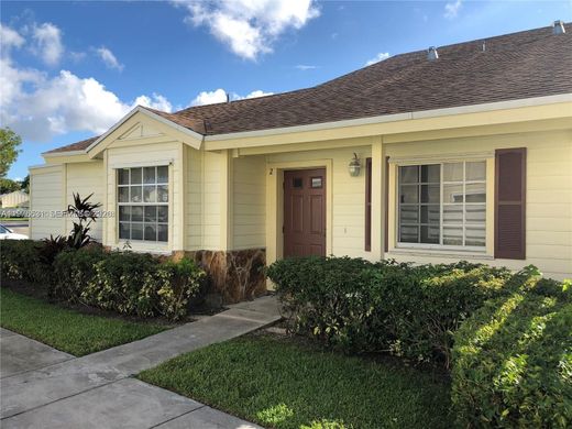 Residential complexes in Miami, Miami-Dade