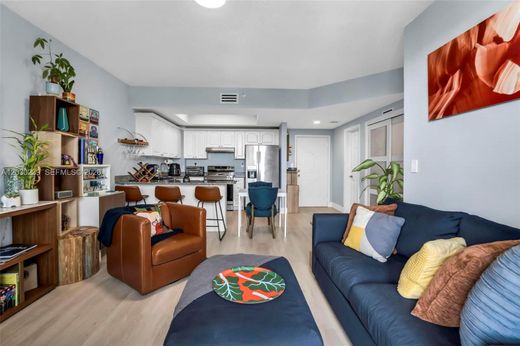 Residential complexes in Miami, Miami-Dade