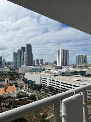 Жилой комплекс, Майами, Miami-Dade County