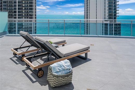 Residential complexes in Sunny Isles Beach, Miami-Dade