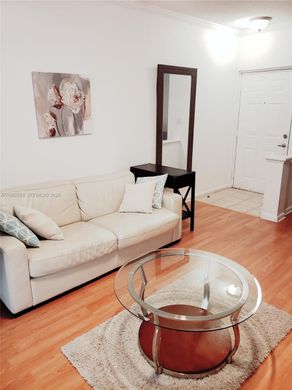 Residential complexes in Sunny Isles Beach, Miami-Dade