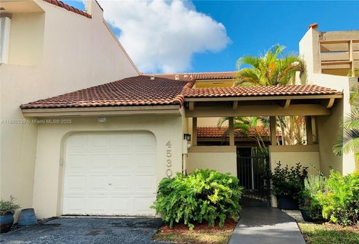 Casa adosada en Doral, Miami-Dade County