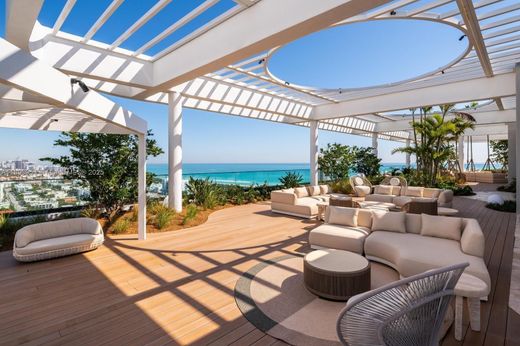 Miami Beach, Miami-Dade Countyのアパートメント・コンプレックス