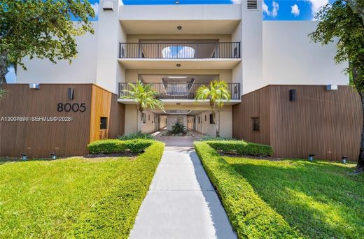 Жилой комплекс, Майами, Miami-Dade County