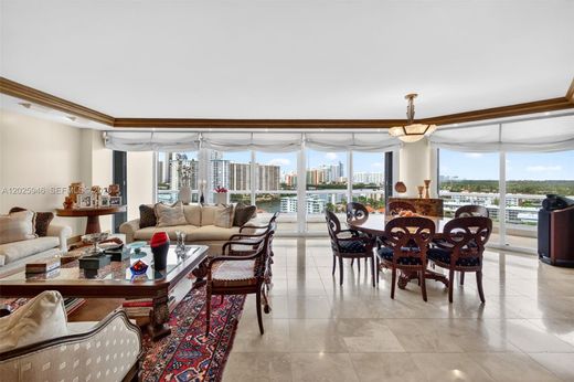 Residential complexes in Aventura, Miami-Dade