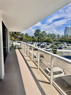 Wohnkomplexe in Aventura, Miami-Dade County