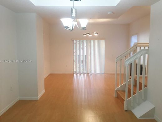 Townhouse in Miami, Miami-Dade