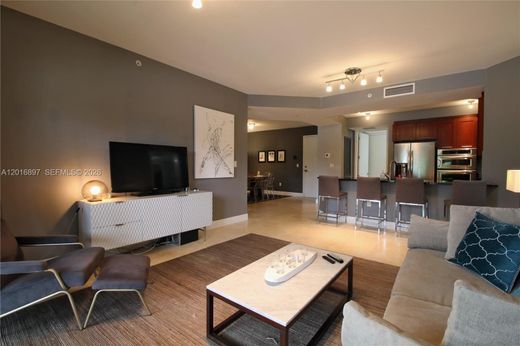 Residential complexes in Fort Lauderdale, Broward County