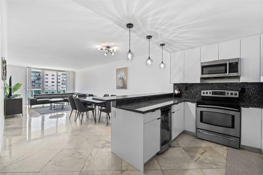Complesso residenziale a Sunny Isles Beach, Miami-Dade County