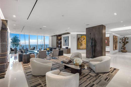 Complexes résidentiels à Key Biscayne, Comté de Miami-Dade