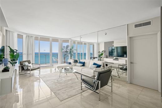 Kamienica w Sunny Isles Beach, Miami-Dade County