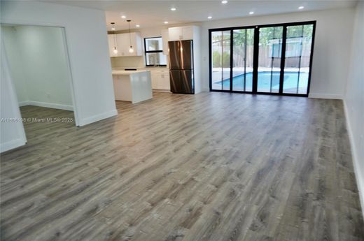 Villa Hollywood, Broward County