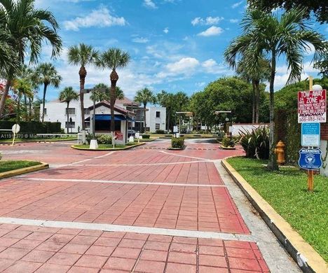 Wohnkomplexe in Miami, Miami-Dade County