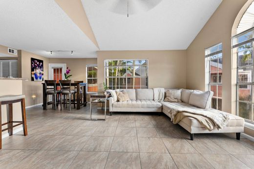 Residential complexes in Delray Beach, Palm Beach