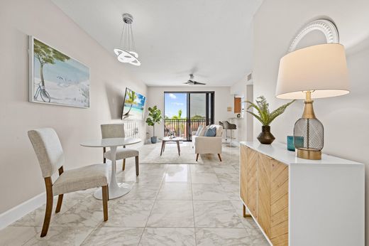Komplex apartman Lake Worth, Palm Beach County