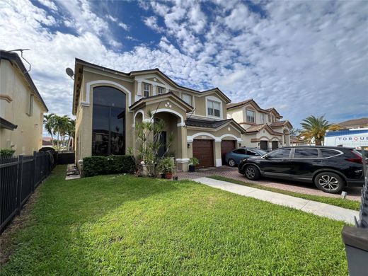 Villa South Miami Heights, Miami-Dade County