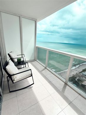 Complesso residenziale a Hallandale Beach, Broward County