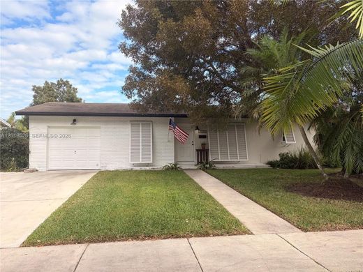Villa Palmetto Bay, Miami-Dade County