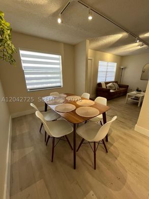 Complexos residenciais - Dania Beach, Broward County