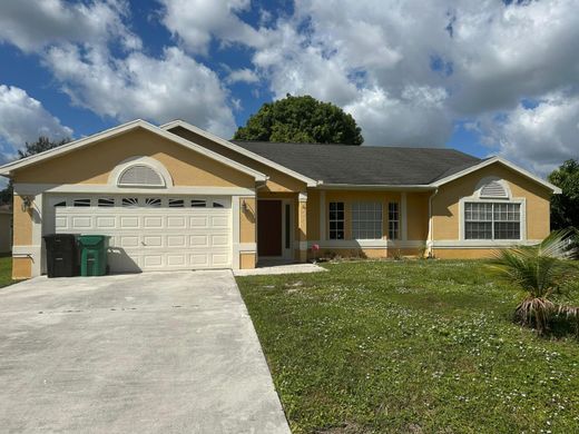 Villa in Port Saint Lucie, Saint Lucie County