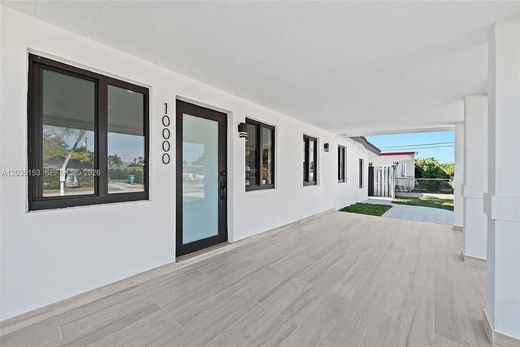 Villa in Miami, Miami-Dade
