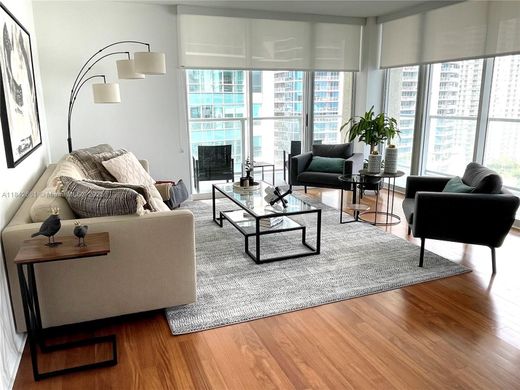 Komplex apartman Miami, Miami-Dade County