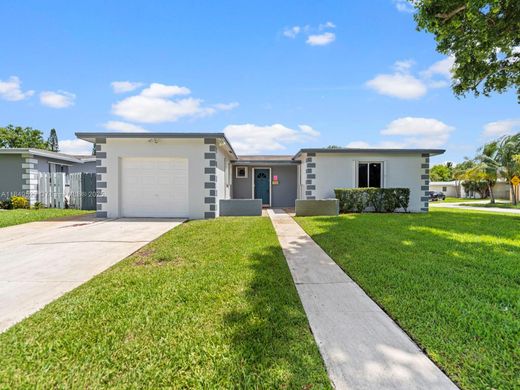 Villa in North Lauderdale, Broward County