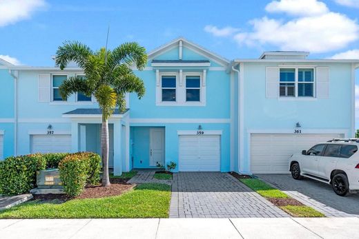 Townhouse in Stuart, Martin County