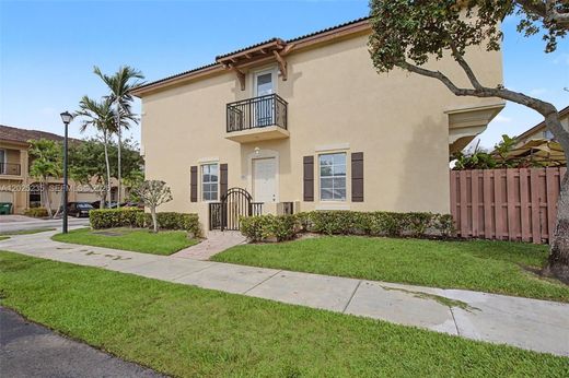 Townhouse in Miami, Miami-Dade