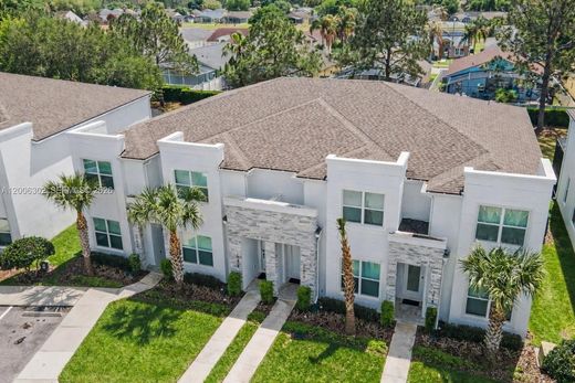 Townhouse in Clermont, Lake County