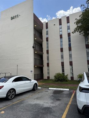Residential complexes in Miami Terrace Mobile Home, Miami-Dade