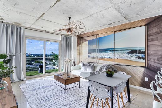 Residential complexes in Miami, Miami-Dade