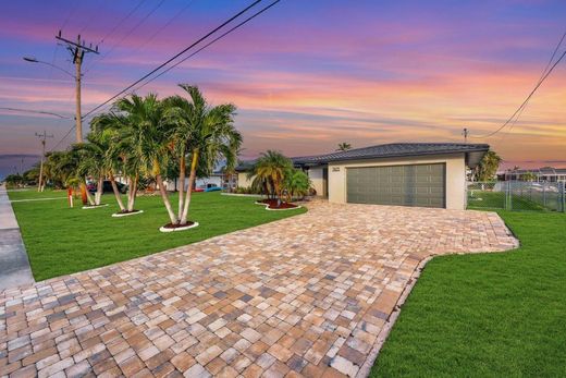 Villa in Cape Coral, Lee County